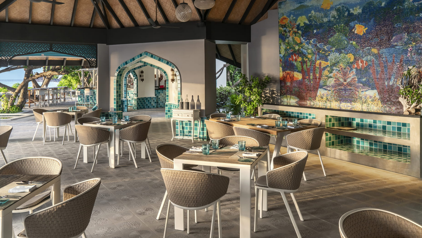 Reef Club · Beachfront · Italian